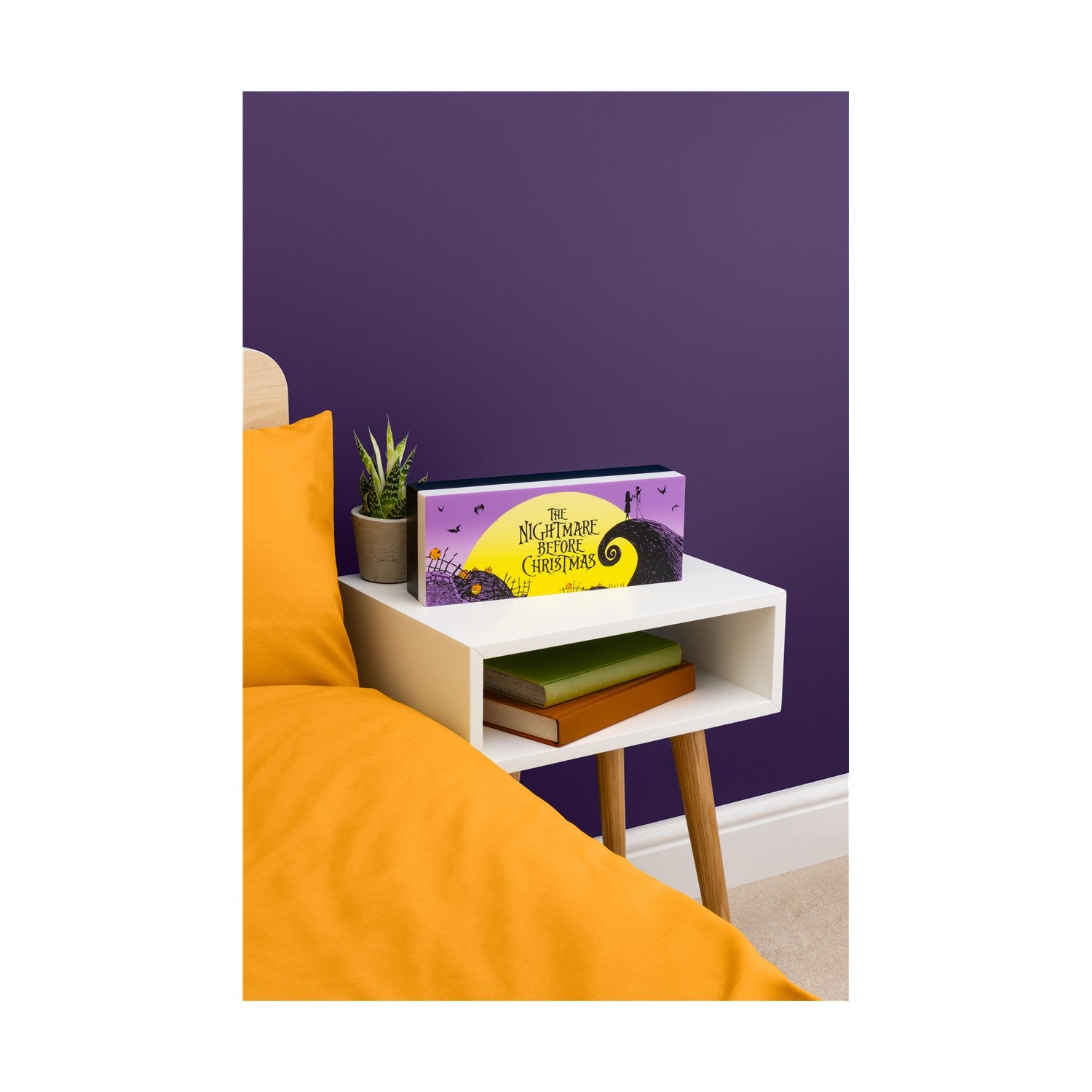 Paladone: The Nightmare Before Christmas - Logo Light (PP12276NBC) - Sunday Habit