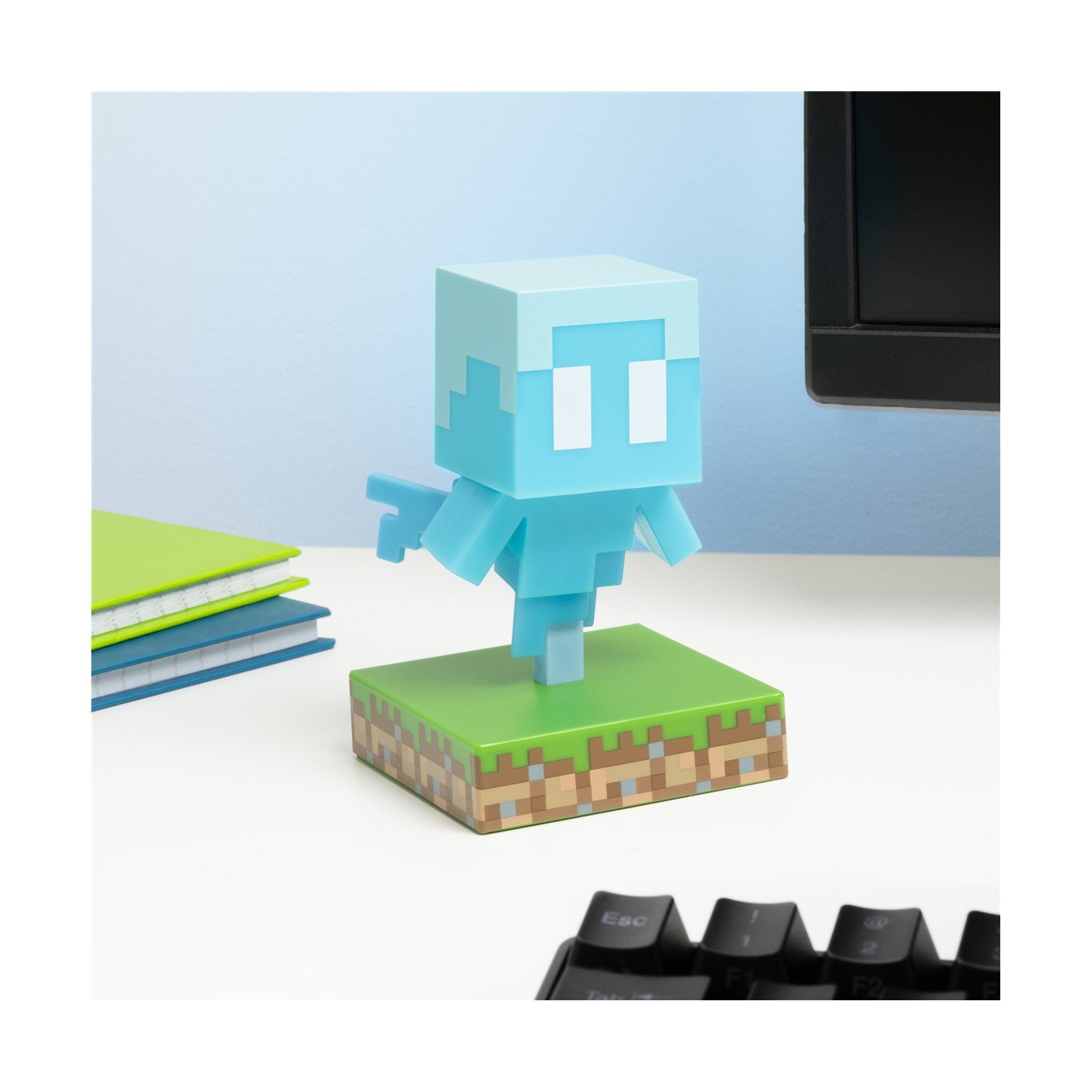 Paladone Icons: Minecraft - Allay Light (PP12709MCF) - Sunday Habit