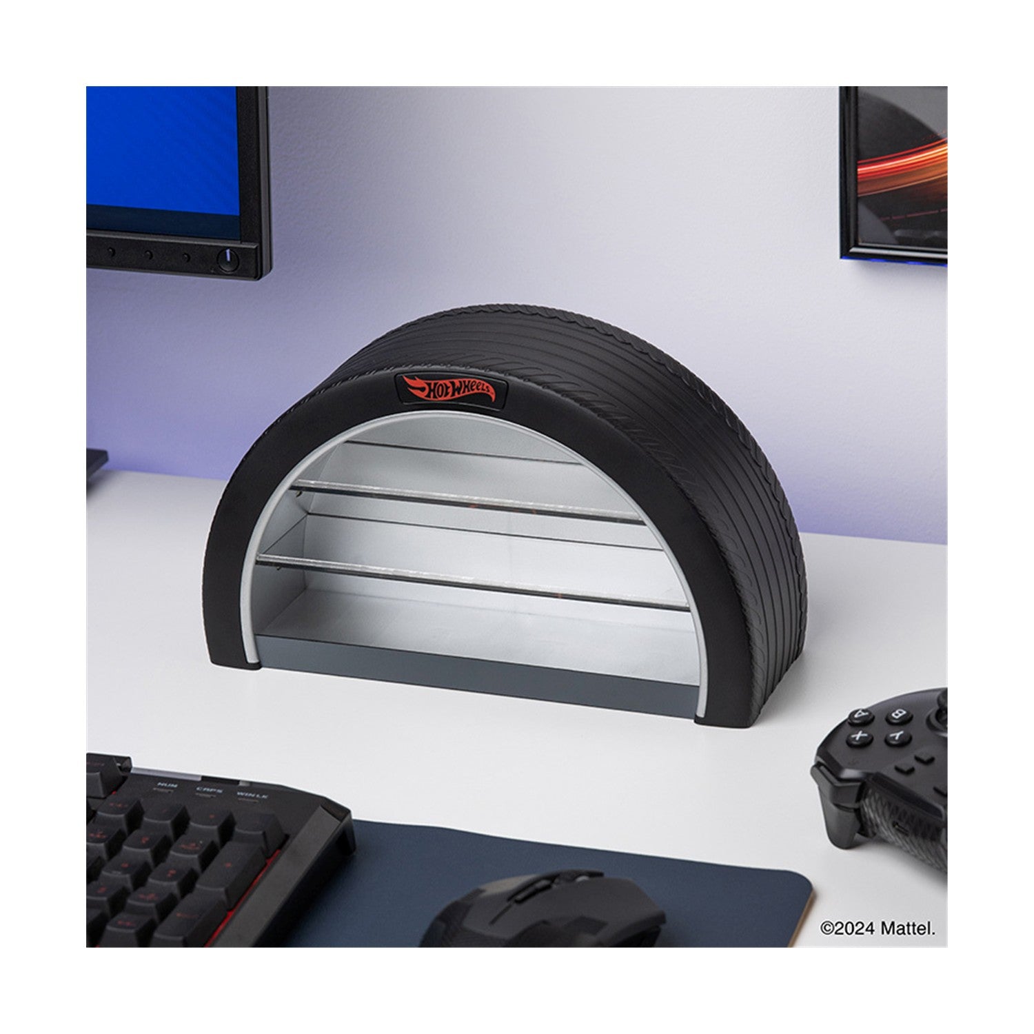 Paladone: Hot Wheels Tyre - Display Case Light (PP12797HW) - Sunday Habit
